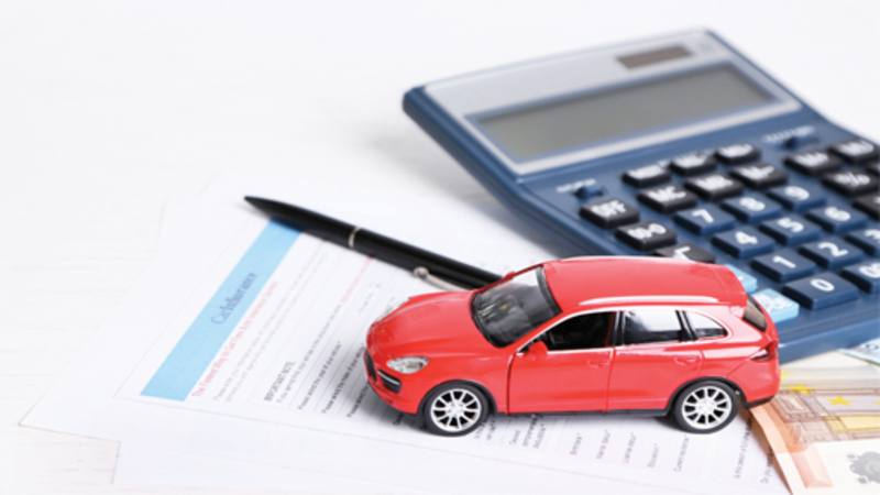 How to Compare Auto Insurance Services in Valencia, CA