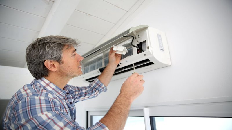 Contractors Providing Air Conditioning Services in Sylvania OH Help Customers Reduce Allergy Symptoms