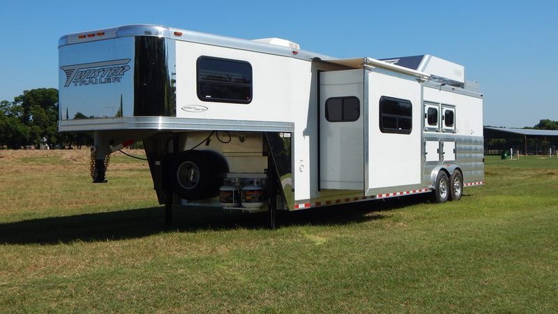 Pre-Owned Horse Trailers in Jefferson County, MO Feature Slant-Load and Straight-Load Models