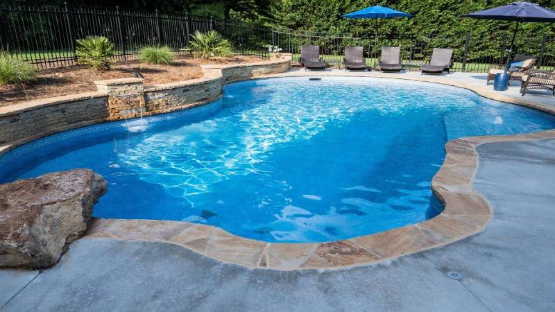 Discover Affordable & Dependable Pool Maintenance Service in Fayette County