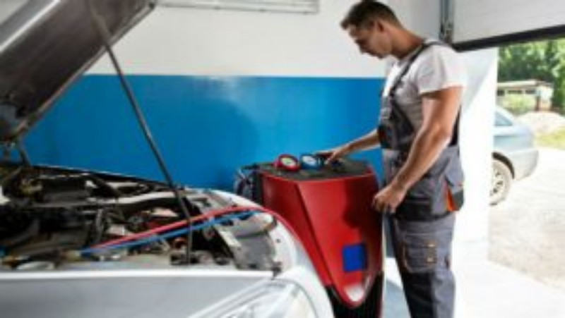 Signs Your Car’s Transmission is in Need of Immediate Service in Phoenix AZ